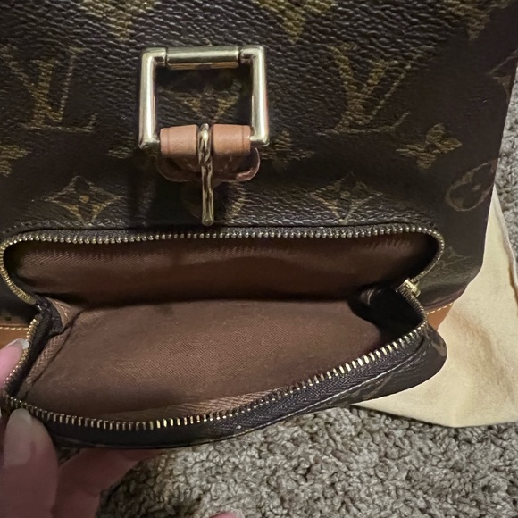 🔥💥SOLD💥🔥LOUIS VUITTON MONTSOURIS BACKPACK MM🔥 - Picture 10 of 15